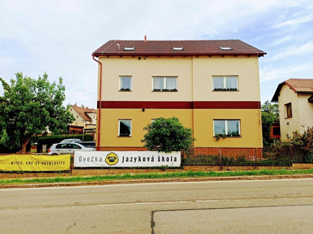 Apartman U Ovecku - Nová Paka المظهر الخارجي الصورة